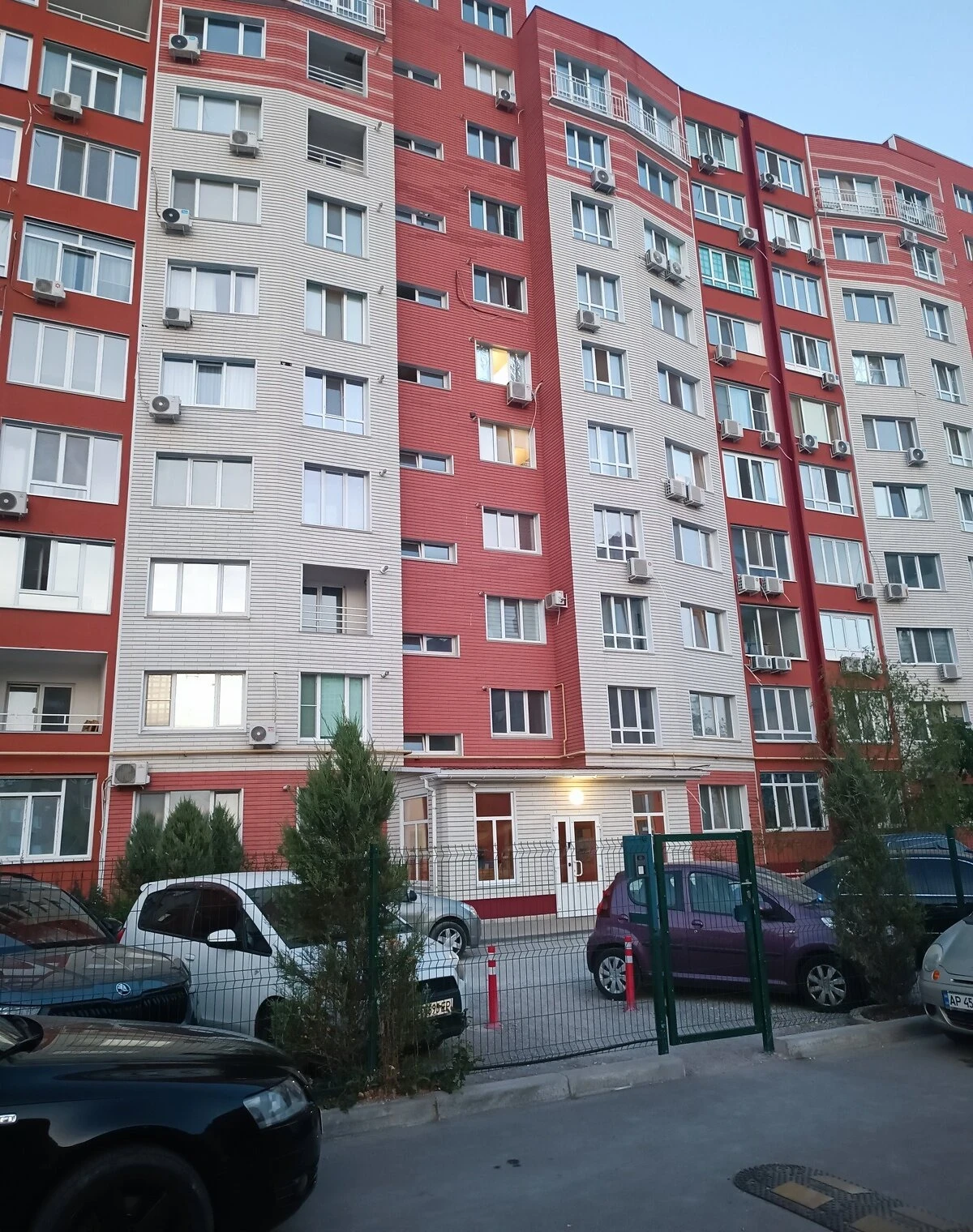 2-кімнатна квартира, Комунарський: єВідновлення, укриття в будинку, торг - фото 1
