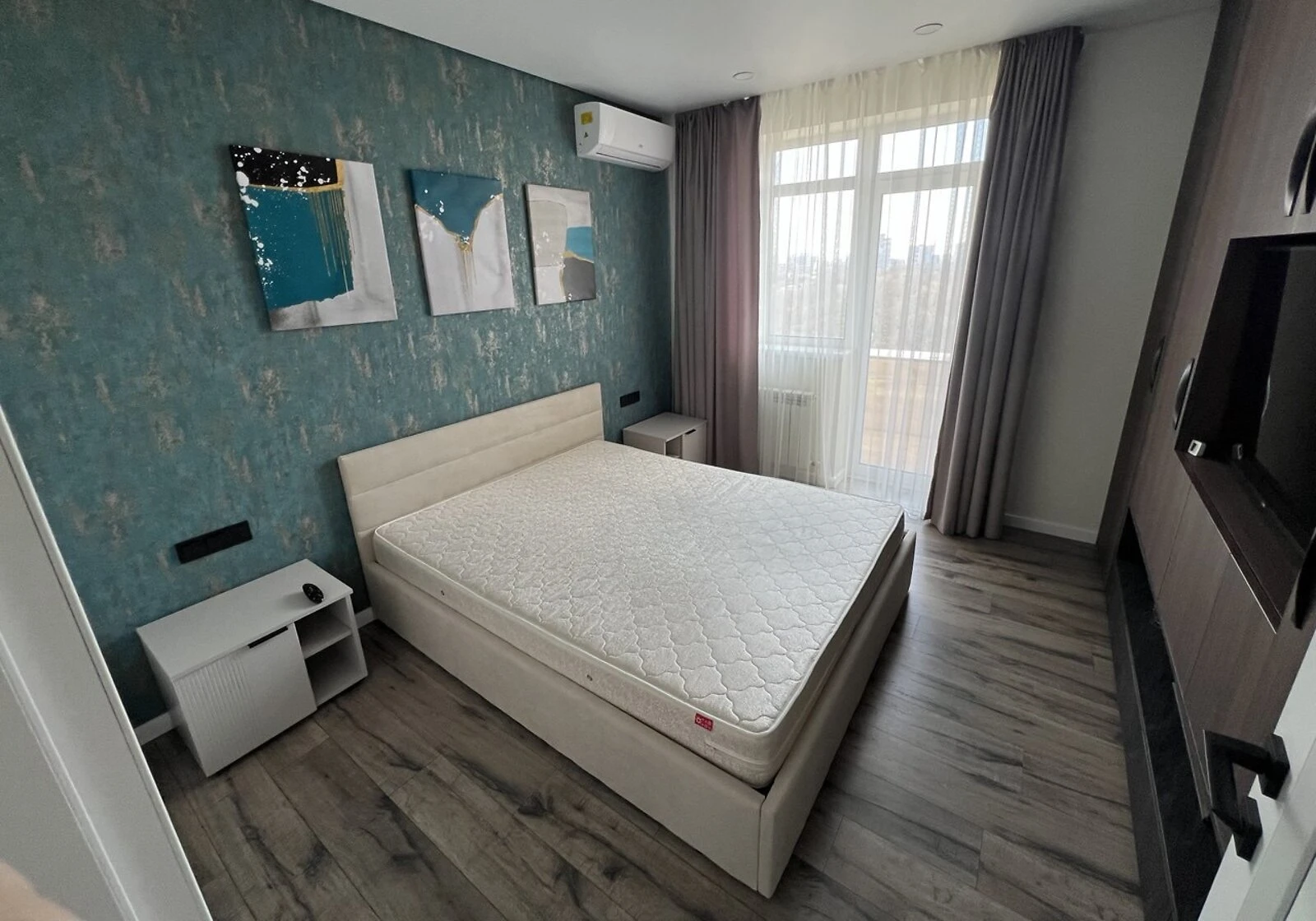 2-кімнатна квартира, Солом'янка: дизайнерський ремонт, тепло й вода без світла, фото 5