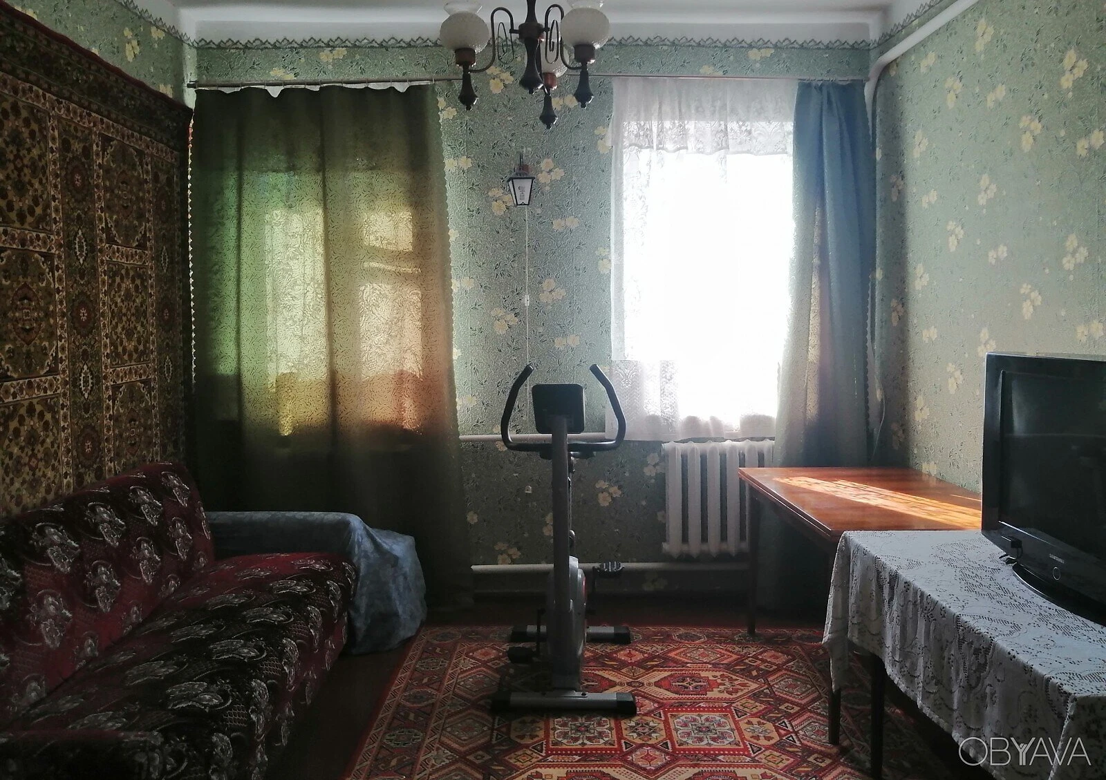 Будинок, Новомиколаївка: гараж із підвалом, 6 соток, вода без світла - фото 1