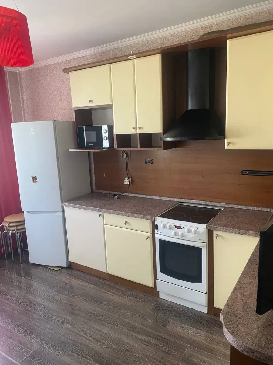 1-кімнатна квартира, Дарницький: генератор, біля метро Позняки - фото 4