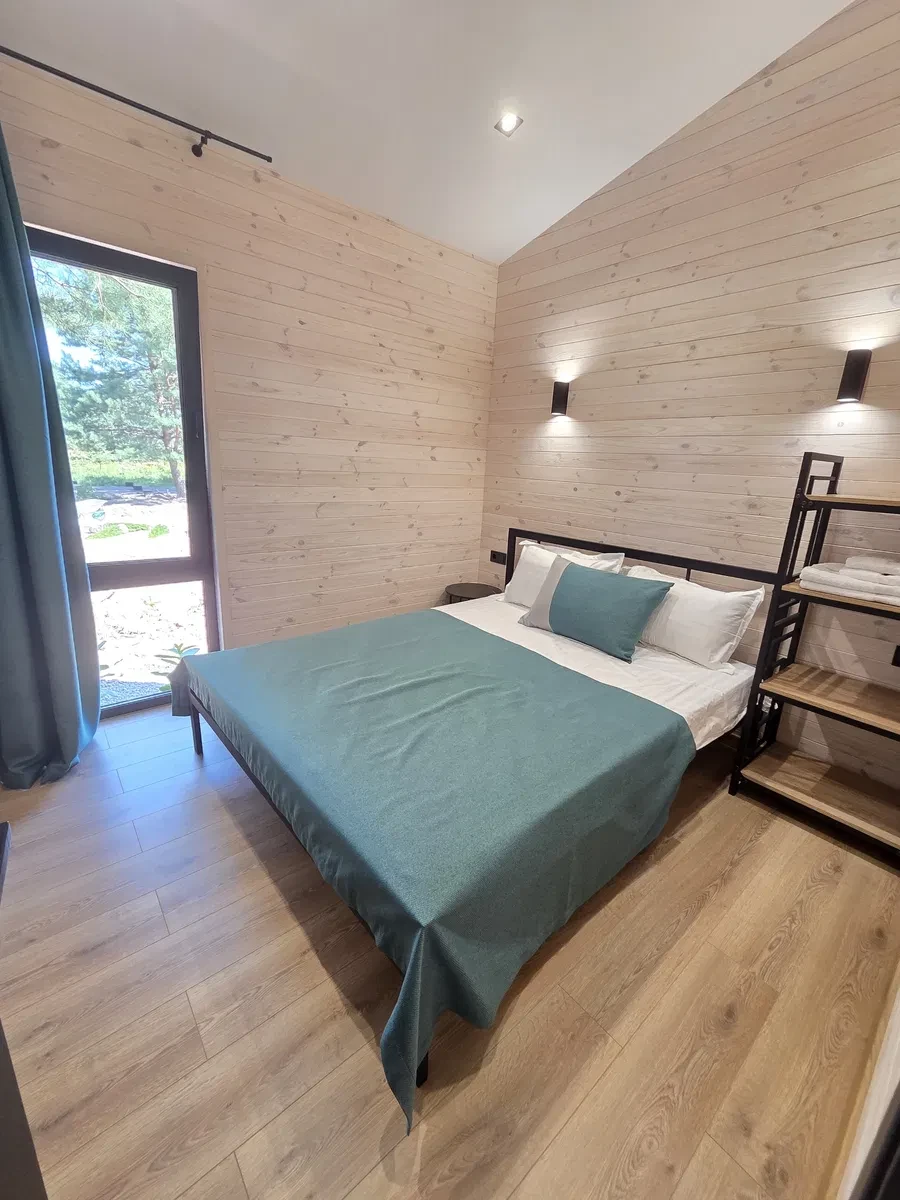 Котедж, Ясногородка: камін, тераса 18 м², резервне живлення - фото 5