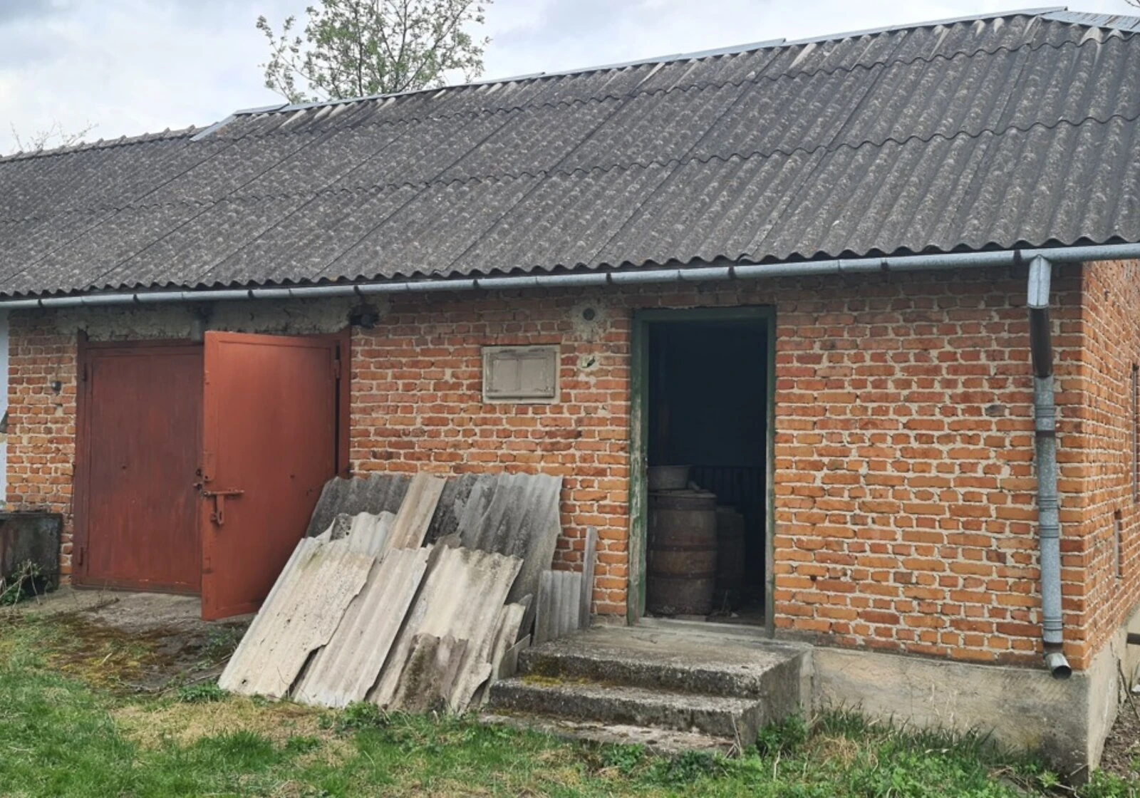 Будинок, Пробіжна: 40 соток, цегляні стіни, гараж із підвалом, фото 4