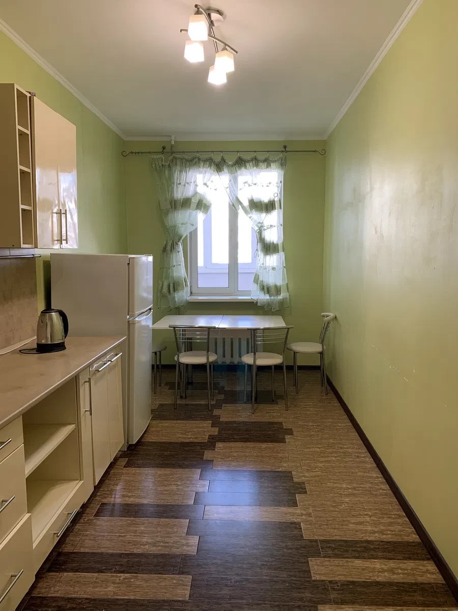 1-кімнатна квартира, Пересипський: можна з котиком, великий засклений балкон, фото 4