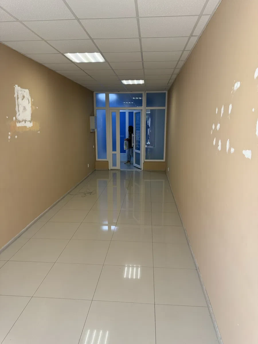 Помещение, Богунский: панорамные окна, собственная парковка, фото 3
