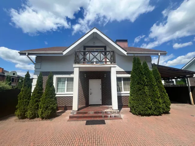 Будинок, Білогородка: тераса 50 м², автономні комунікації, навіс на два місця, фото 2