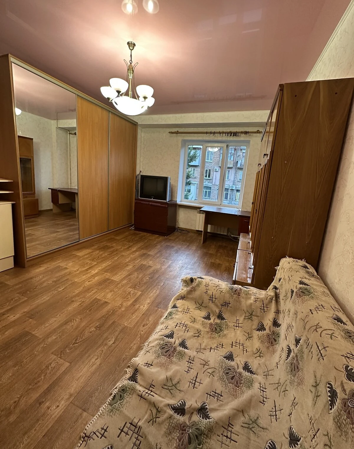 2-кімнатна квартира, ХТЗ: стелі 2,9 м, посудомийна машина - фото 1