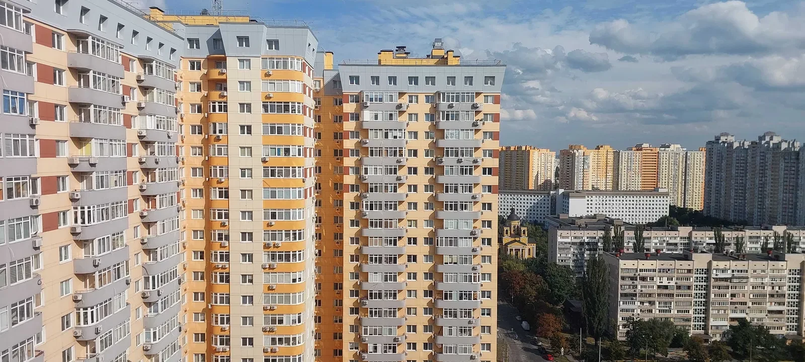 1-комнатная квартира в ЖК Міністерський: резервное питание, вид на город