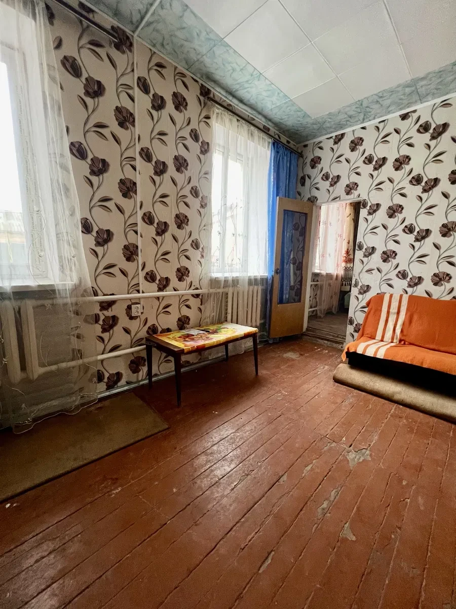 2-кімнатна квартира, Подільський: подвір’я, город, територія для гаража - фото 3