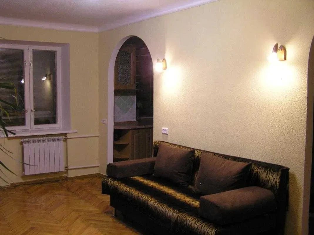 3-комнатная квартира, Шевченковский: метро Дорогожичи 2 мин пешком, фото 2