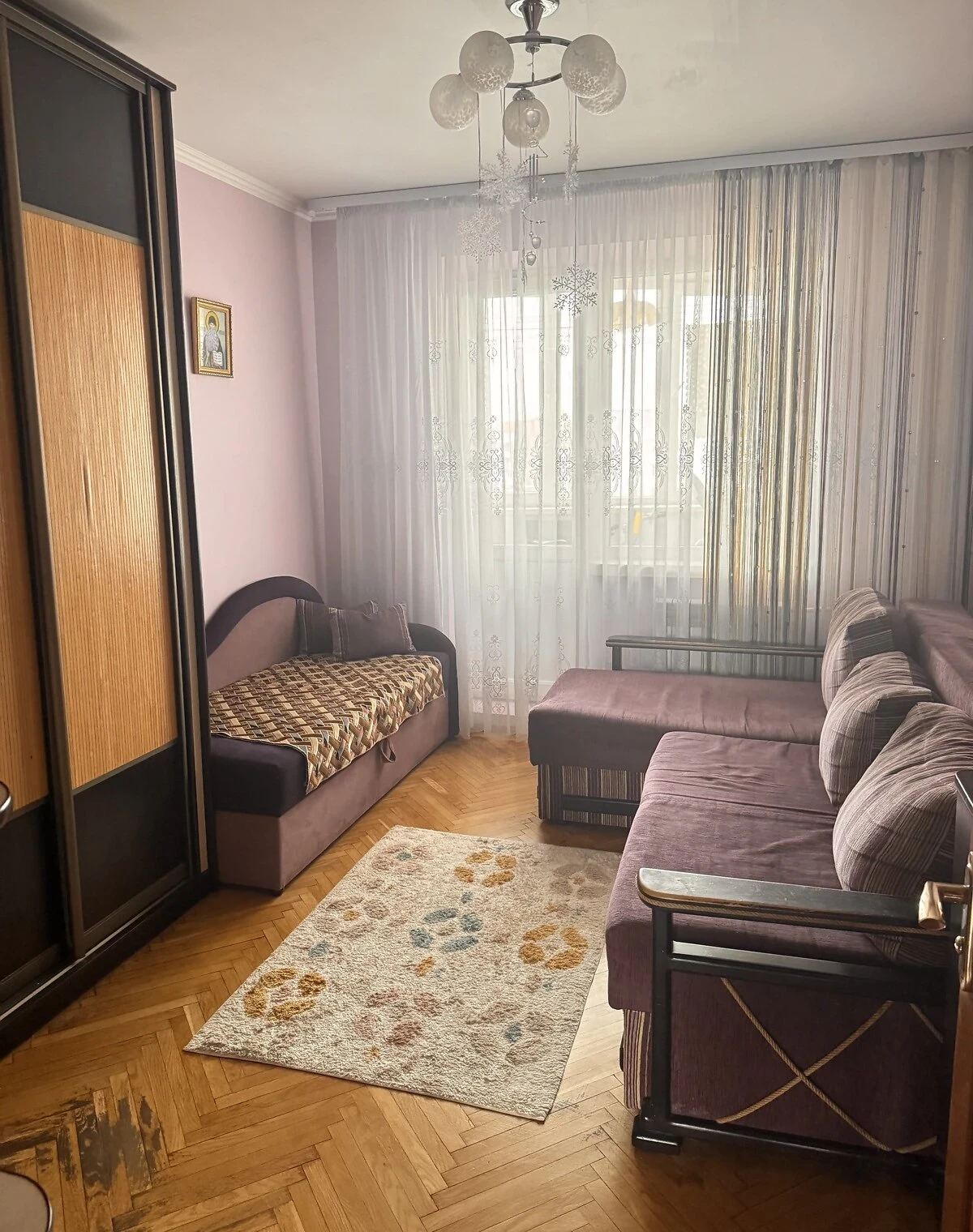 3-кімнатна квартира, 33 мікрорайон: паркет, балкон/лоджія - фото 1
