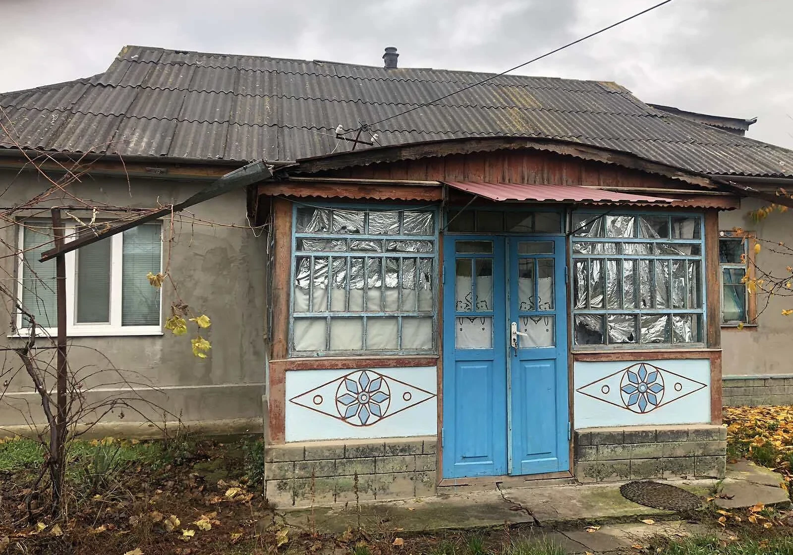 Дом, Синьки: терраса, баня, 44 сотки