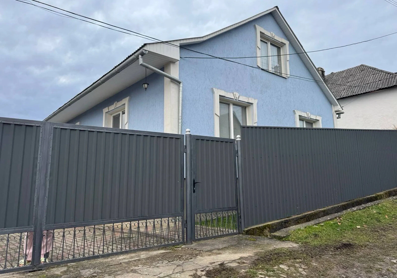 Дом, Черник: 50 соток, гараж, сад