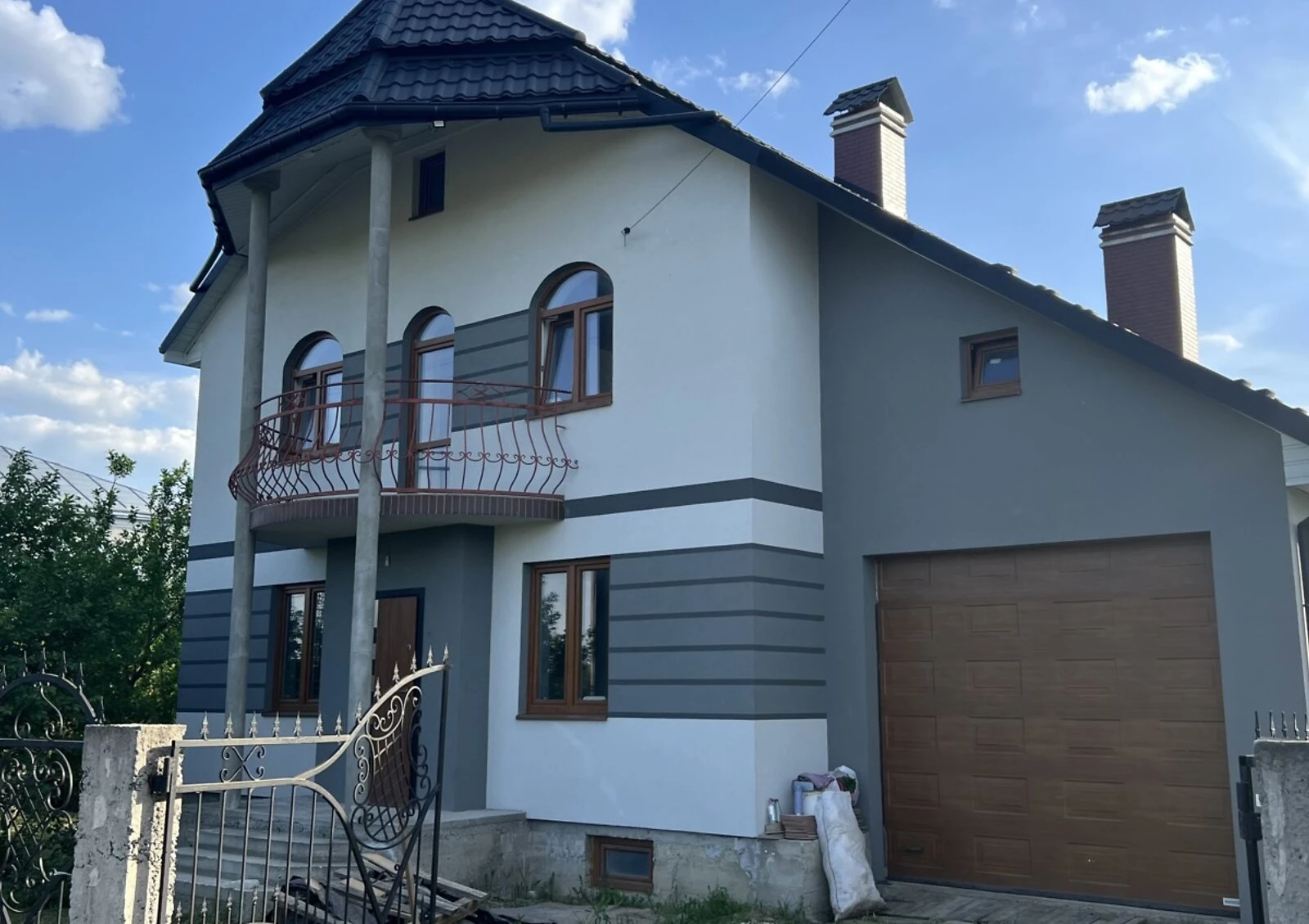 Будинок, Куликів (Жовква): басейн, веранда, 11.8 соток