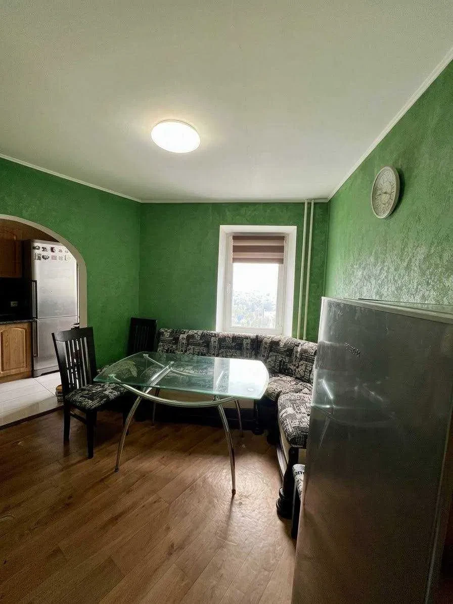 3-кімнатна квартира, Деснянський: вид на Дніпро, 2 балкони, кладова - фото 5