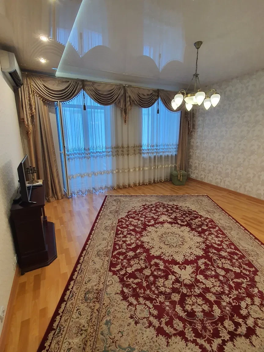 3-комнатная квартира, Шевченковский: два балкона, єОселя, фото 2