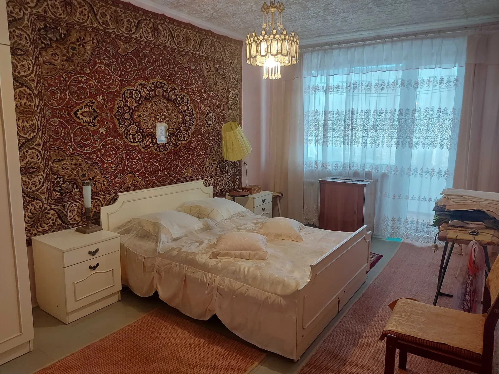 3-кімнатна квартира, центр Кривого Рогу: газова колонка, Є-відновлення - фото 4