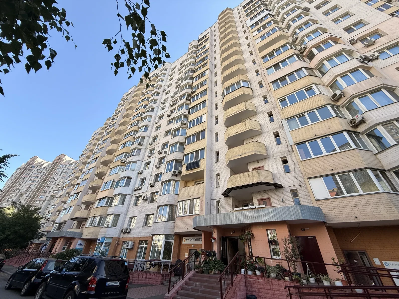 2-комнатная квартира, Дарницкий: у Ривер Молл, два балкона, фото 1