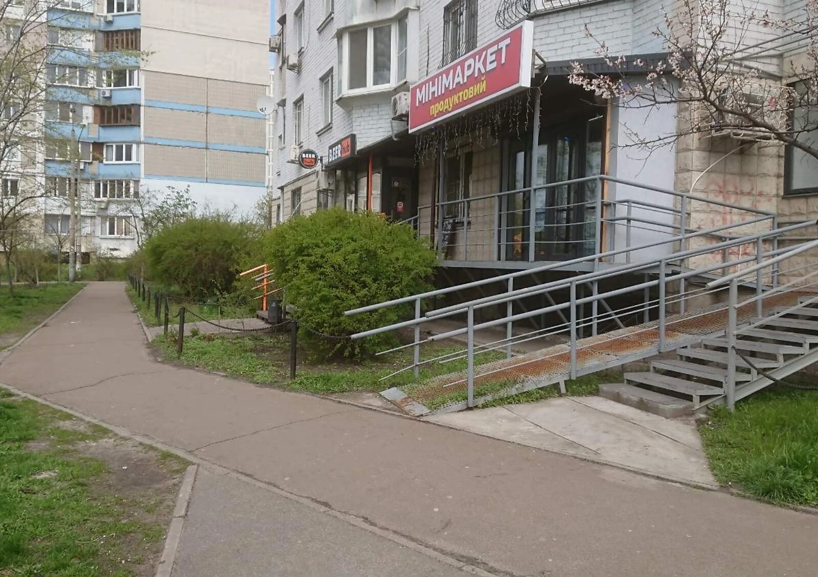 Комерційне приміщення, Позняки: фасадне, під магазин, вода без світла - фото 3