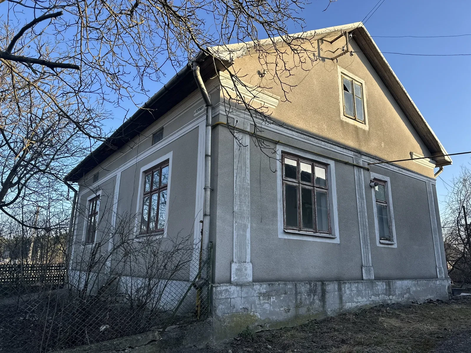 Дом, Броды: гараж, хозяйственные постройки - фото 1