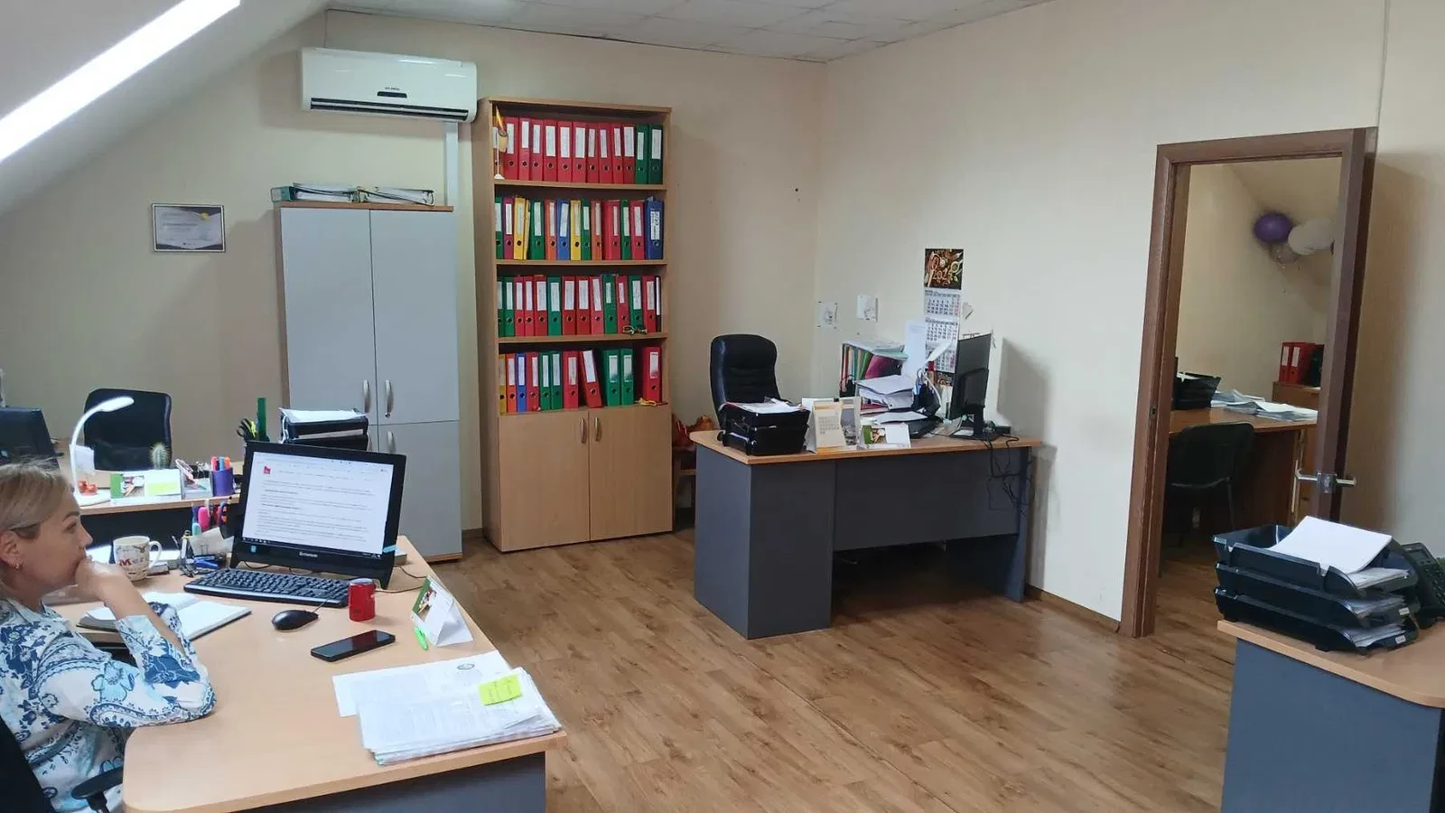 Офіс, Деснянський: генератор, власна котельня