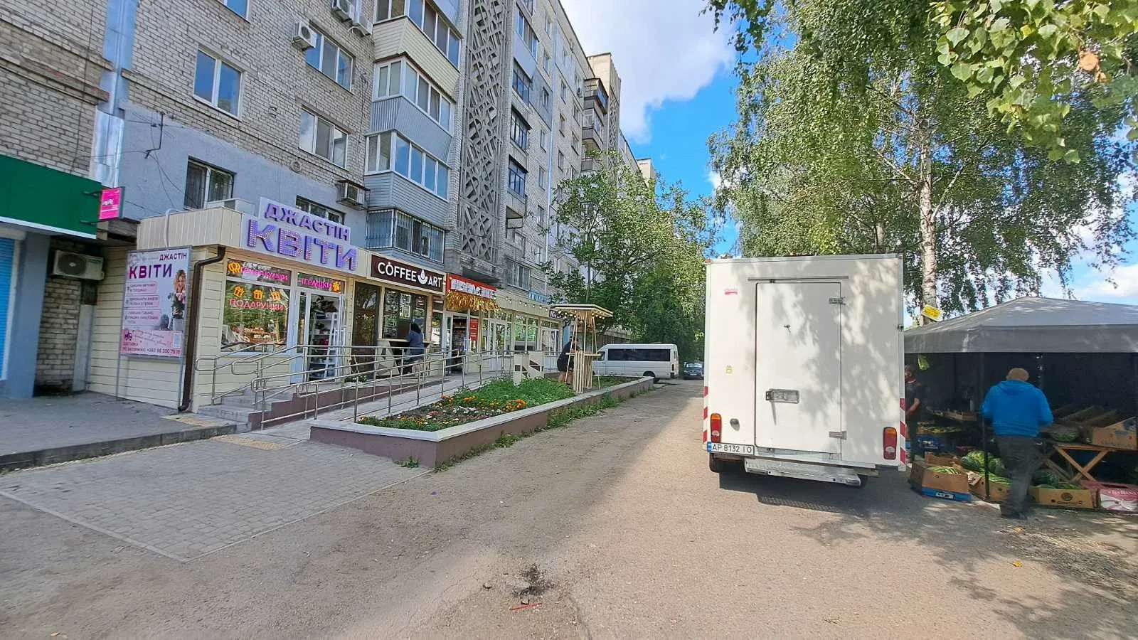 Помещение, Коммунарский: фасадное, отдельные входы, трафик - фото 2
