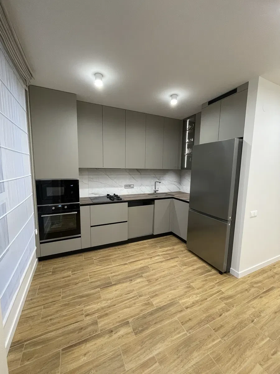 2-кімнатна квартира у ЖК Бойківська: авторський ремонт, кухня 31 м² - фото 1