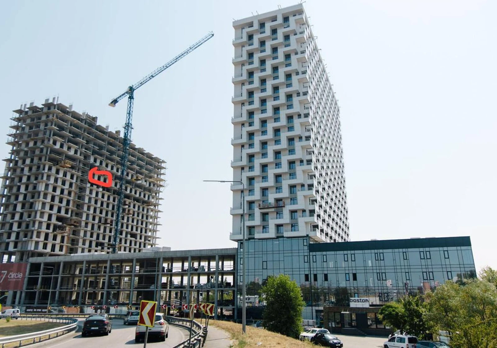 1-кімнатна квартира, Петрівка: кухня-студія, укриття в будинку - фото 2