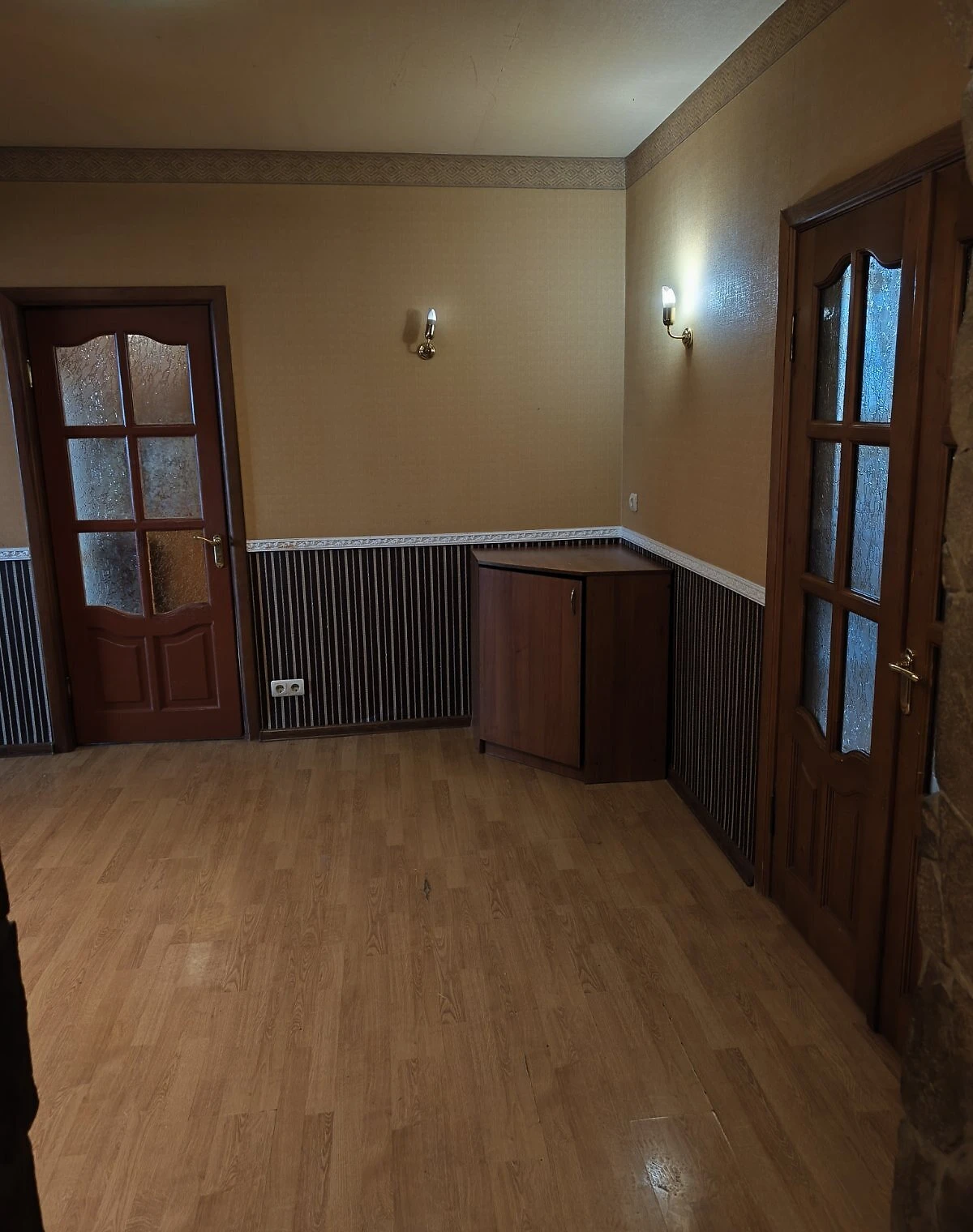 3-кімнатна квартира, Позняки: косметичний ремонт, кухня 20 м², фото 3