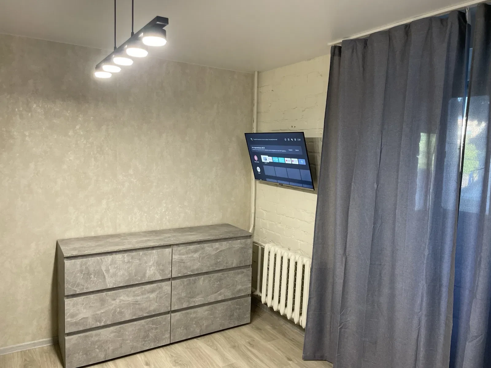 Студія, Центрально-Міський: нова техніка, меблі, вікна в сад, фото 5