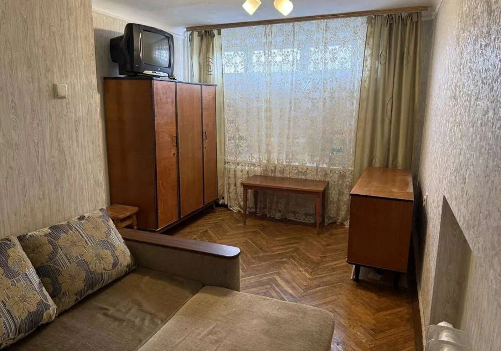 1-кімнатна квартира, Відрадний: газ без світла, внутрішній двір - фото 2
