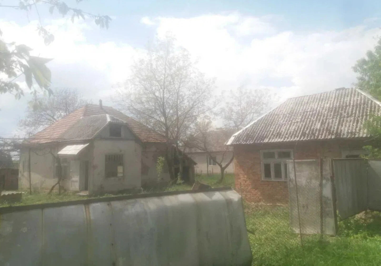 Будинок, Ільниця: літня кухня, господарські будівлі - фото 2