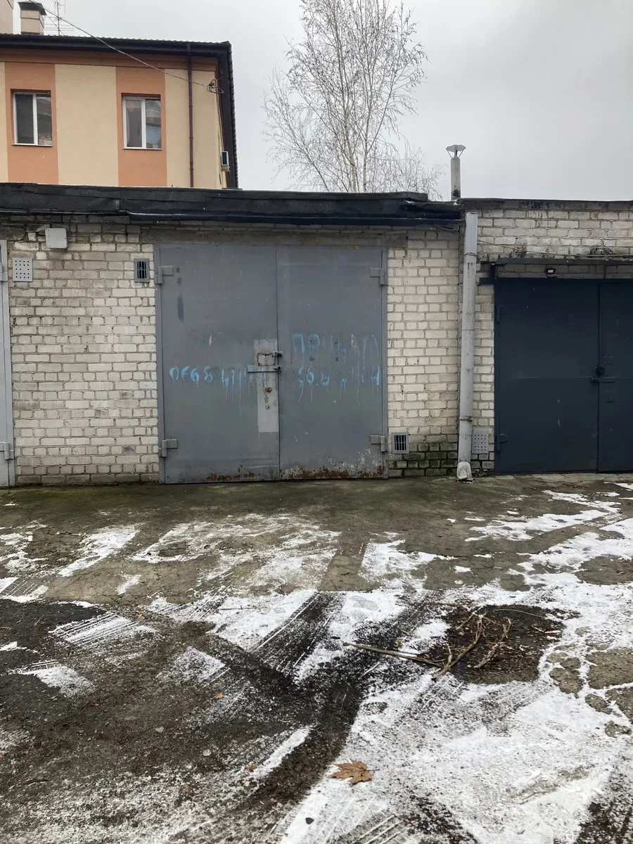 Гараж в ЖК Амстердам: подвал 24 м², круглосуточная охрана «ЛЕОН» - фото 1