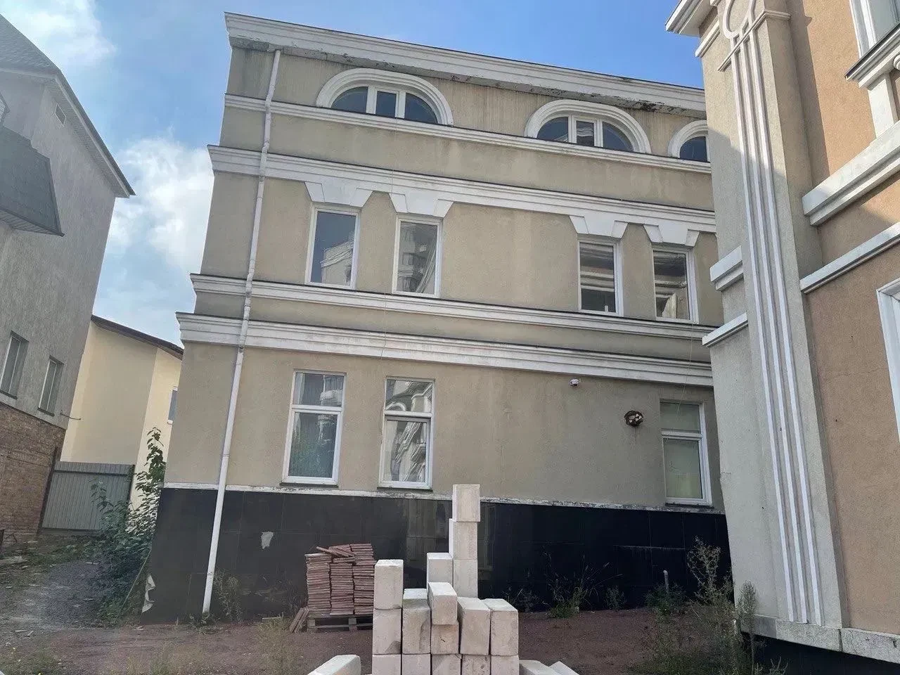 Приміщення, Шевченківський: капітальна реконструкція, 100 кВт