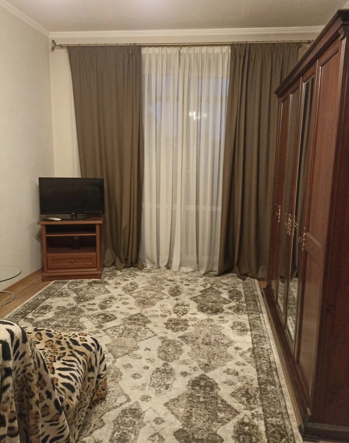 1-кімнатна квартира, Чорна Гора: дизайнерський ремонт, метро Звіринецька - фото 4