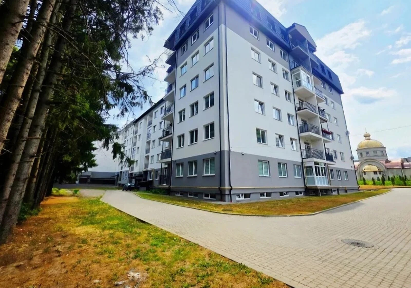 2-кімнатна квартира, Самбір: єОселя, єВідновлення, торг