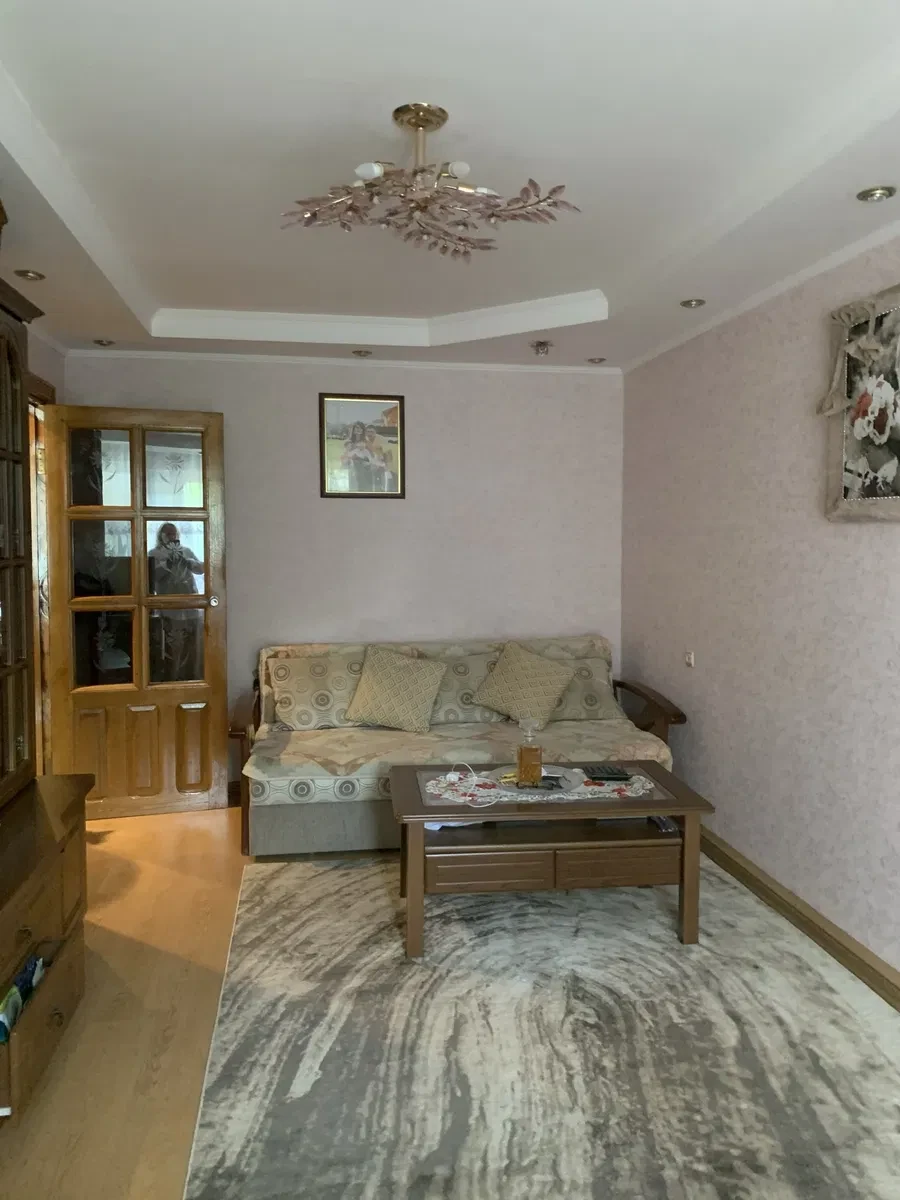 3-комнатная квартира, Полевая: автономное отопление, под бизнес - фото 2
