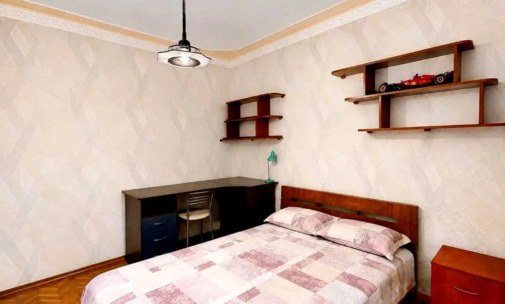 3-кімнатна квартира, Дарницький: газ у будинку, дубовий паркет, фото 5