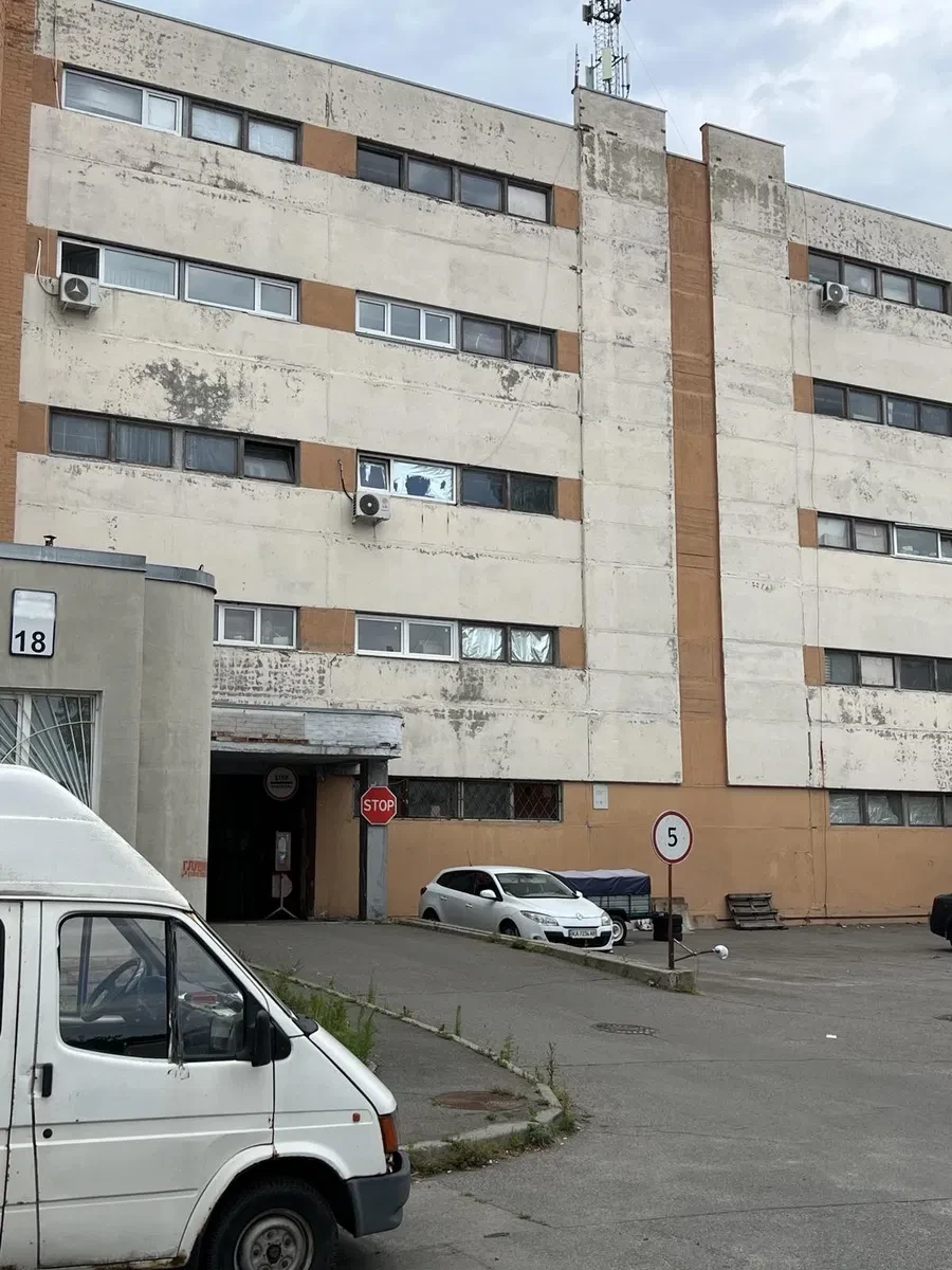 Гараж у ЖК Райдужний: надійне укриття, охорона - фото 4