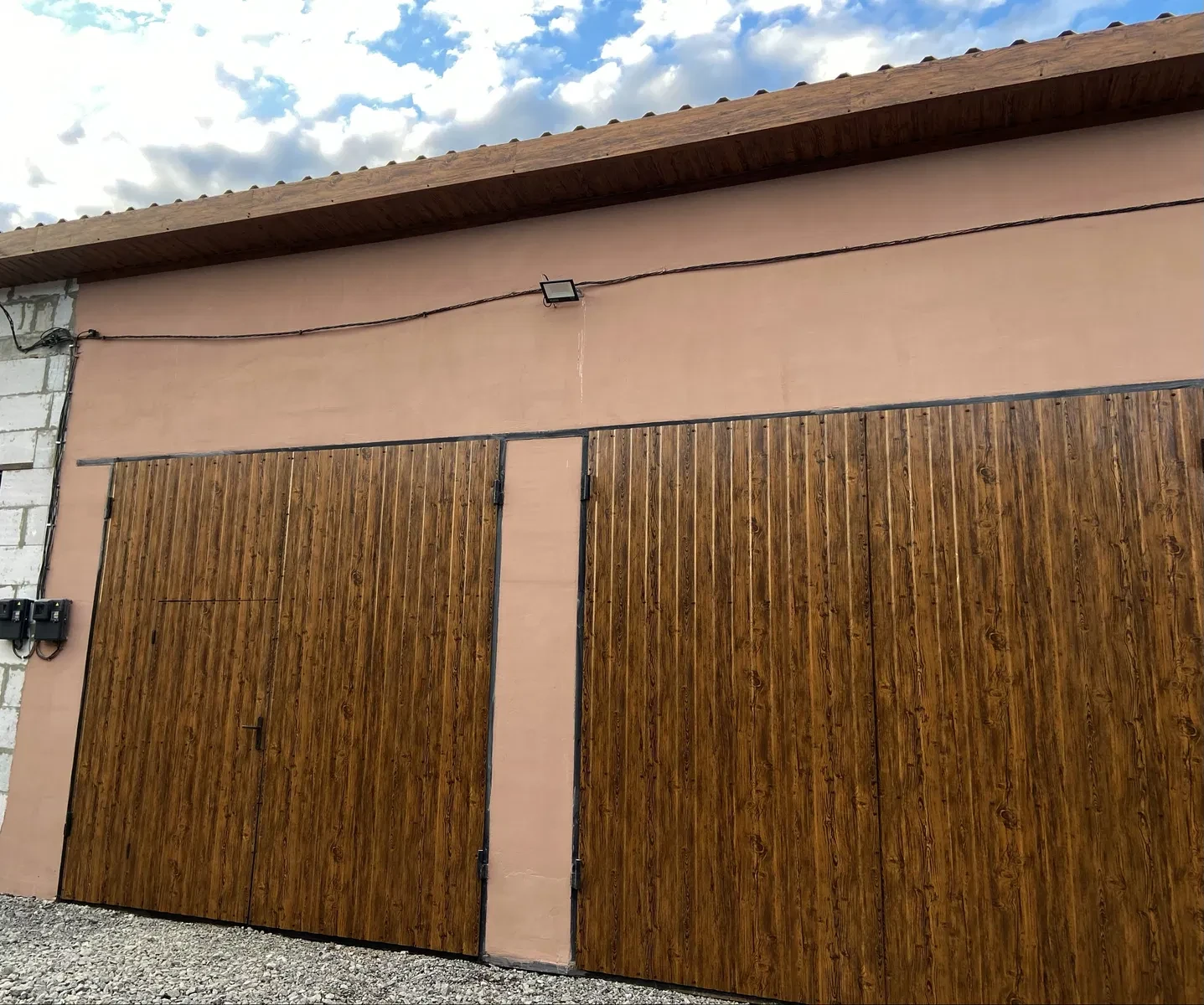 Гараж, Зарванцы: мастерская под БУС, две смотровые ямы, фото 2