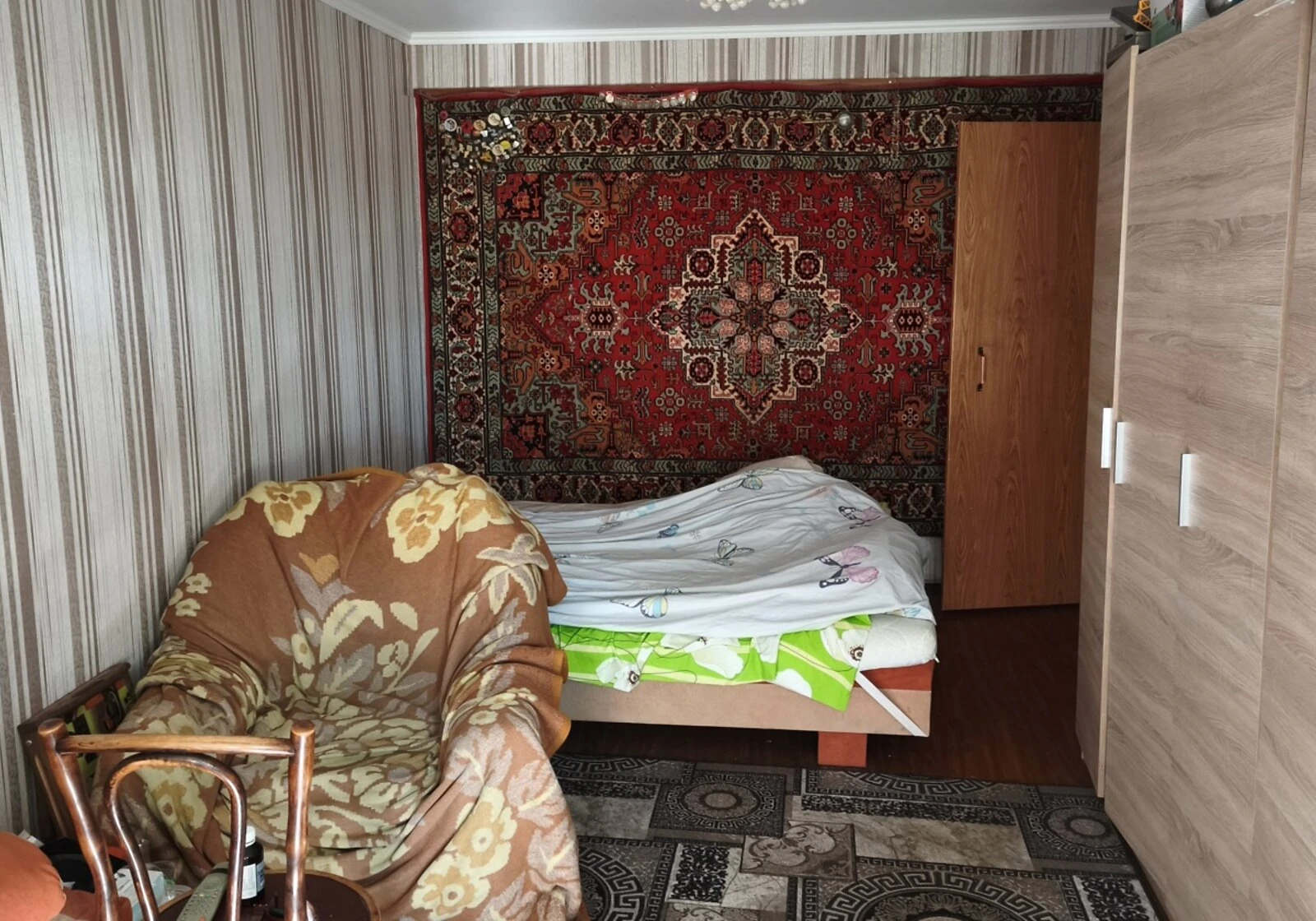 2-кімнатна квартира, Довгинцівський: косметичний ремонт, цегляні стіни - фото 2
