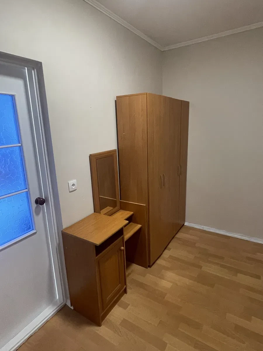 1-кімнатна квартира, Деснянський: косметичний ремонт, зупинка за 50 м - фото 3