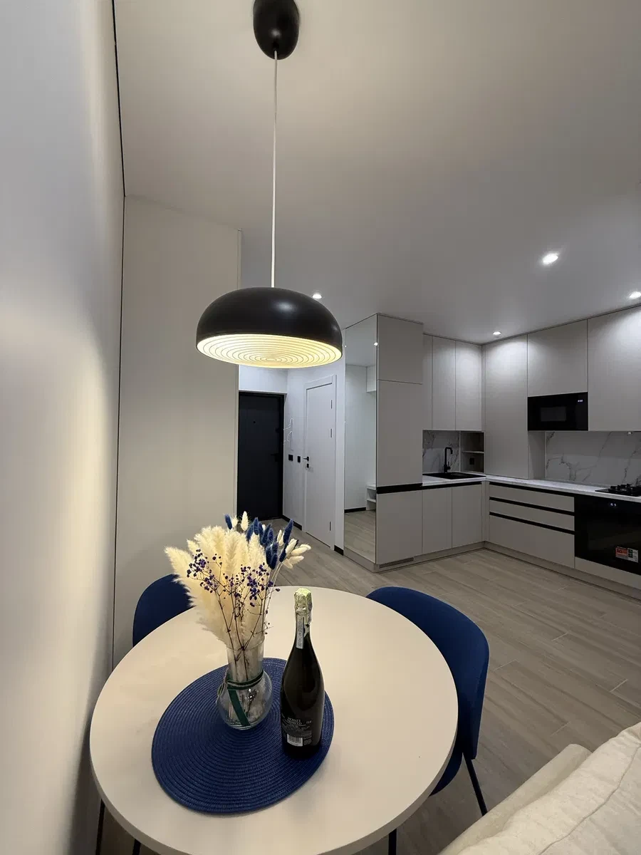 1-кімнатна квартира у ЖК sofi house: дизайнерський ремонт, дворик 23 м²