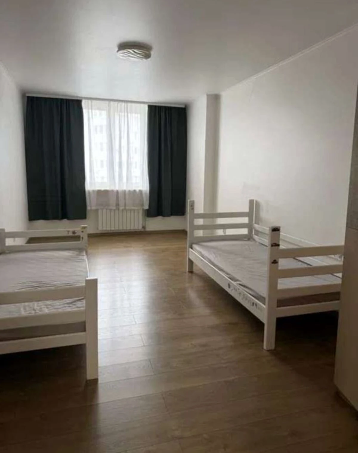 2-кімнатна квартира, Троєщина: євроремонт, працює ліфт без світла, фото 3