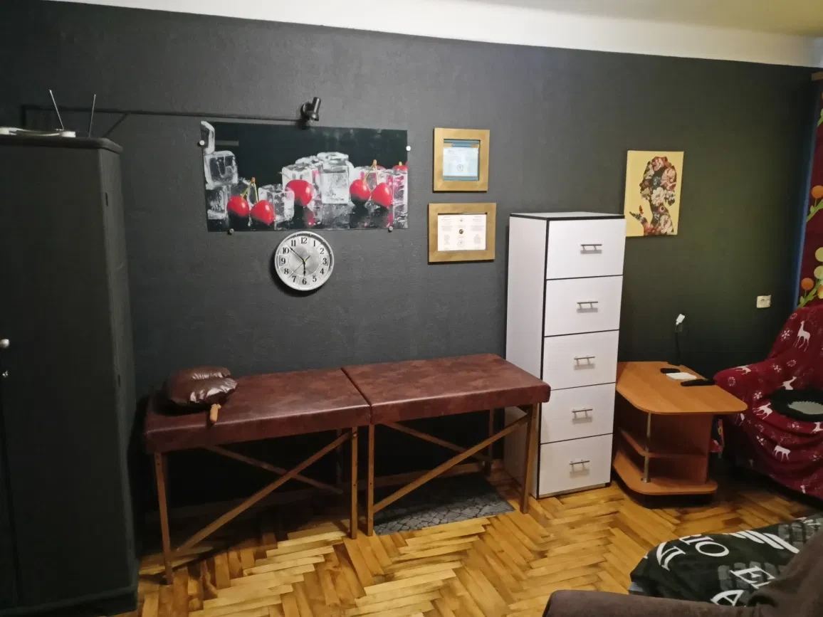 2-кімнатна квартира, Хортицький: авторський ремонт, гараж - фото 2
