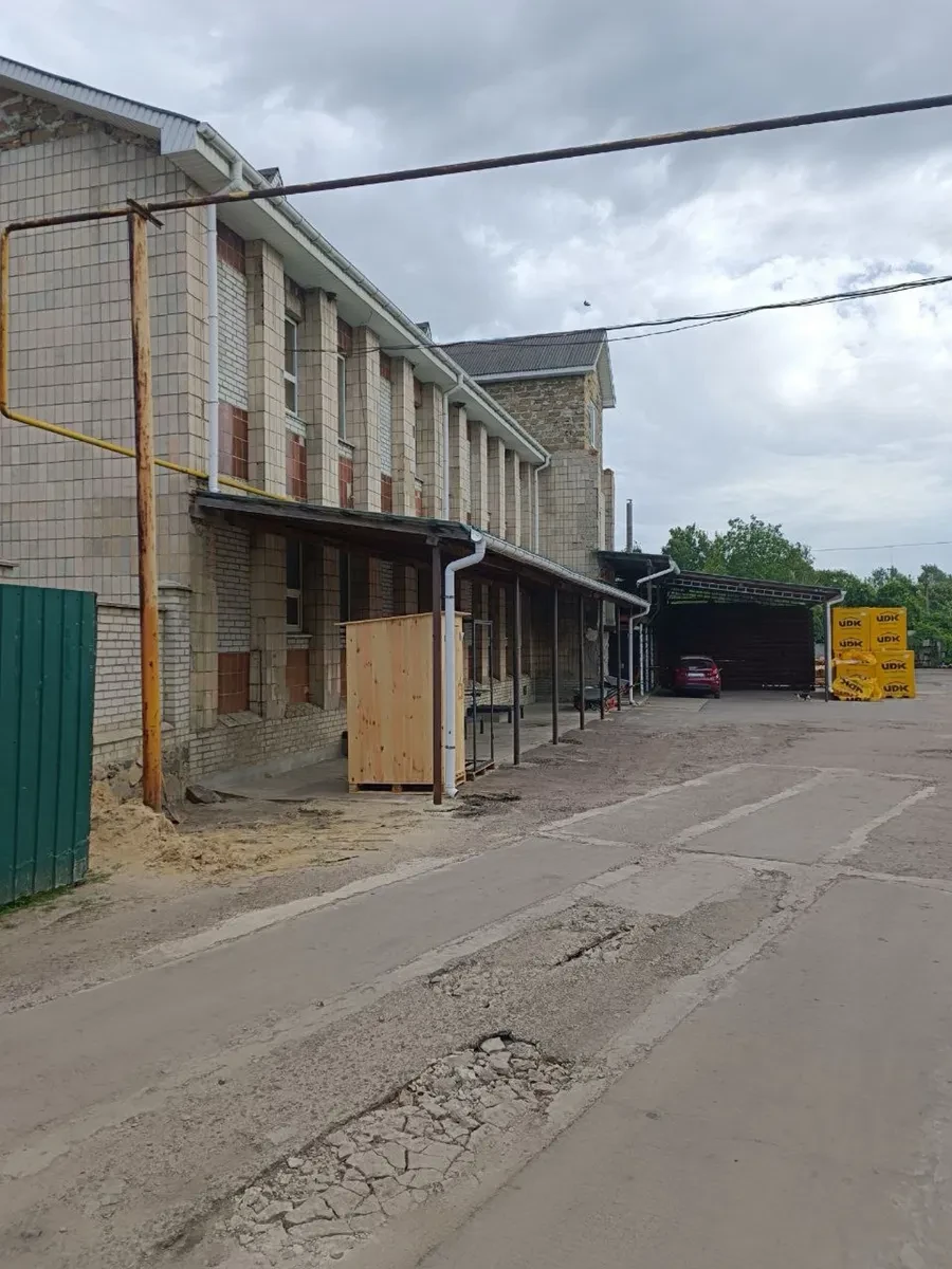 Склад, Карлівка: діючий магазин, три фази, торг - фото 2