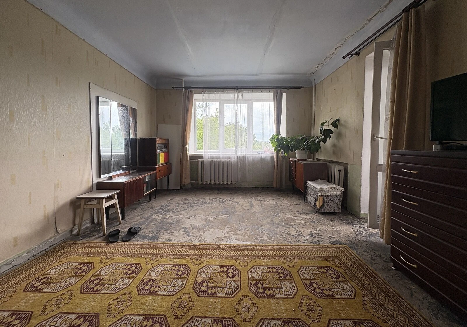 3-кімнатна квартира, Набережна: укриття в будинку, опалення без світла