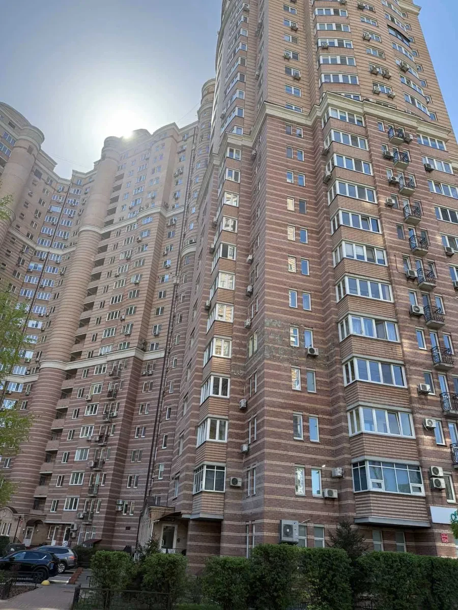 1-кімнатна квартира, Голосіївський: генератор, панорамний краєвид