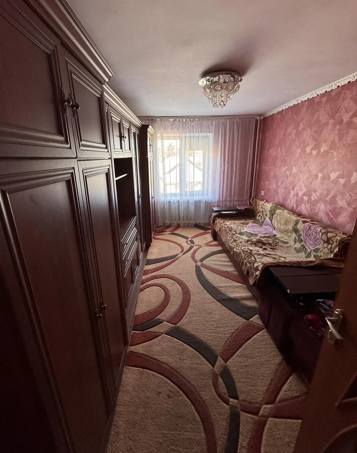 Кімната, Київська: внутрішній двір, керамічна плитка - фото 2