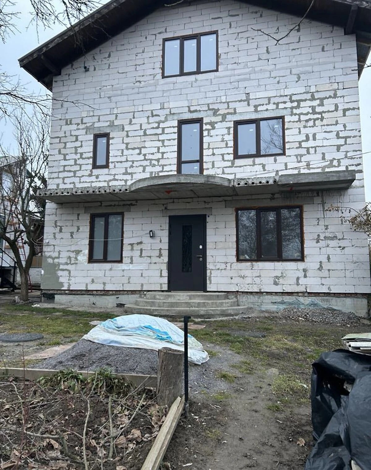 Будинок, Київська: гараж у дворі, ділянка 1,9 сотки - фото 1
