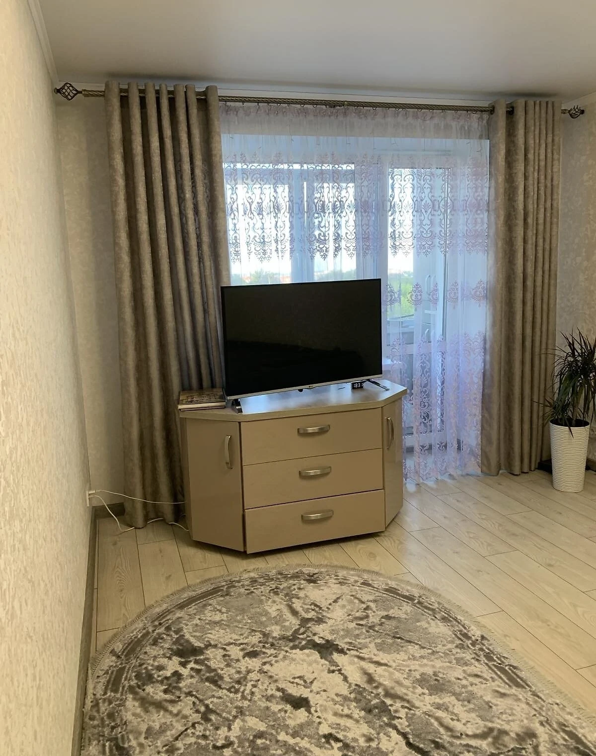 3-комнатная квартира, Аэропорт: дизайнерский ремонт, отопление без света, фото 5